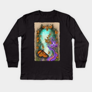 Dragon chasing butterflies Kids Long Sleeve T-Shirt